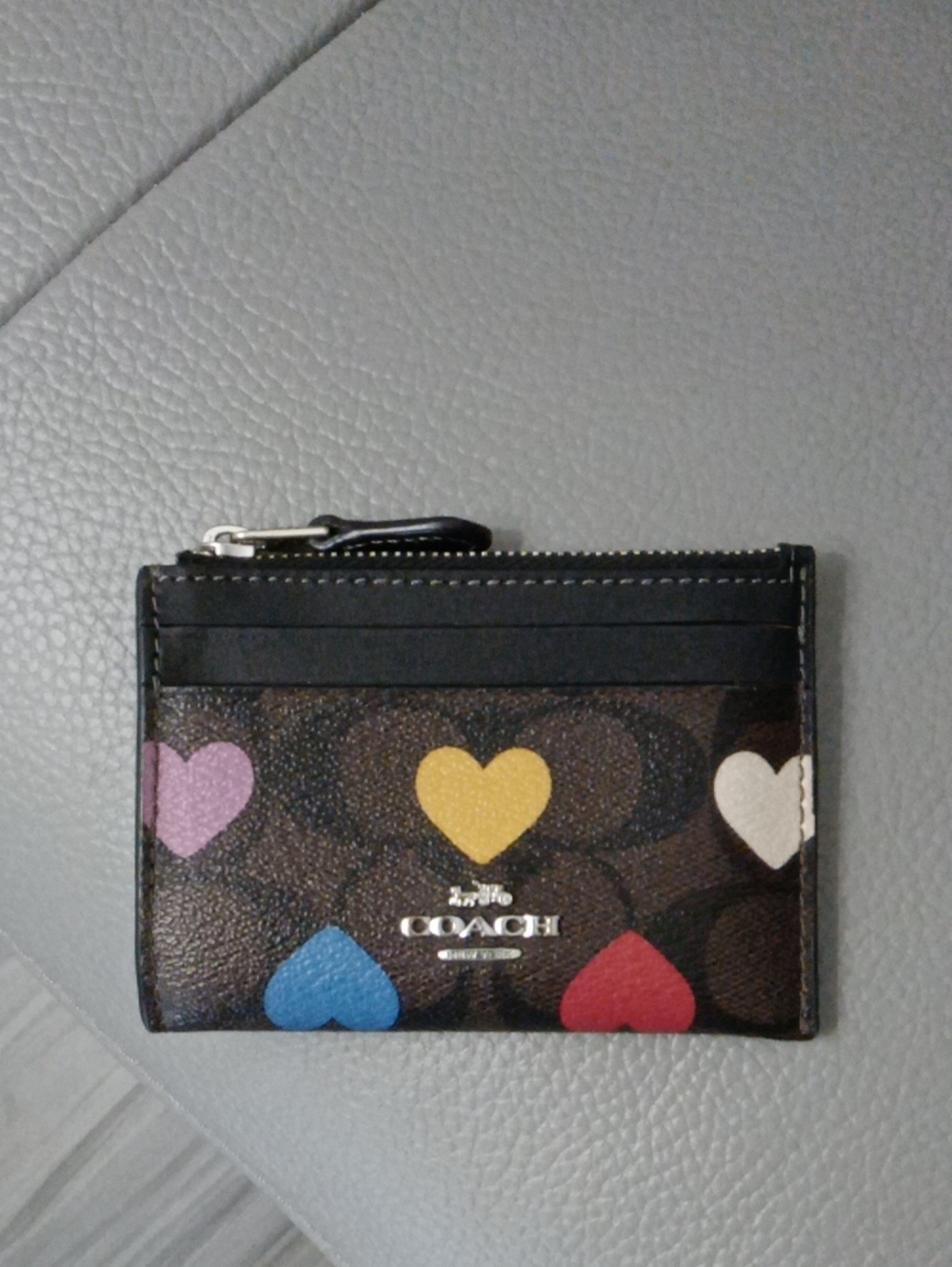 NEW Coach Dark Brown & Black Signature Card Case with Multicolor Hearts
